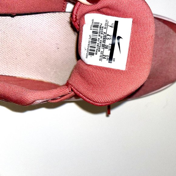 Nike pink flex experience 8 running shoes - Picture 2 of 3